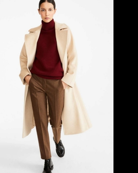 MaxMara Wool and Cashmere Blend Mochneck Sweater in Royal Blue - Picture 14 of 15